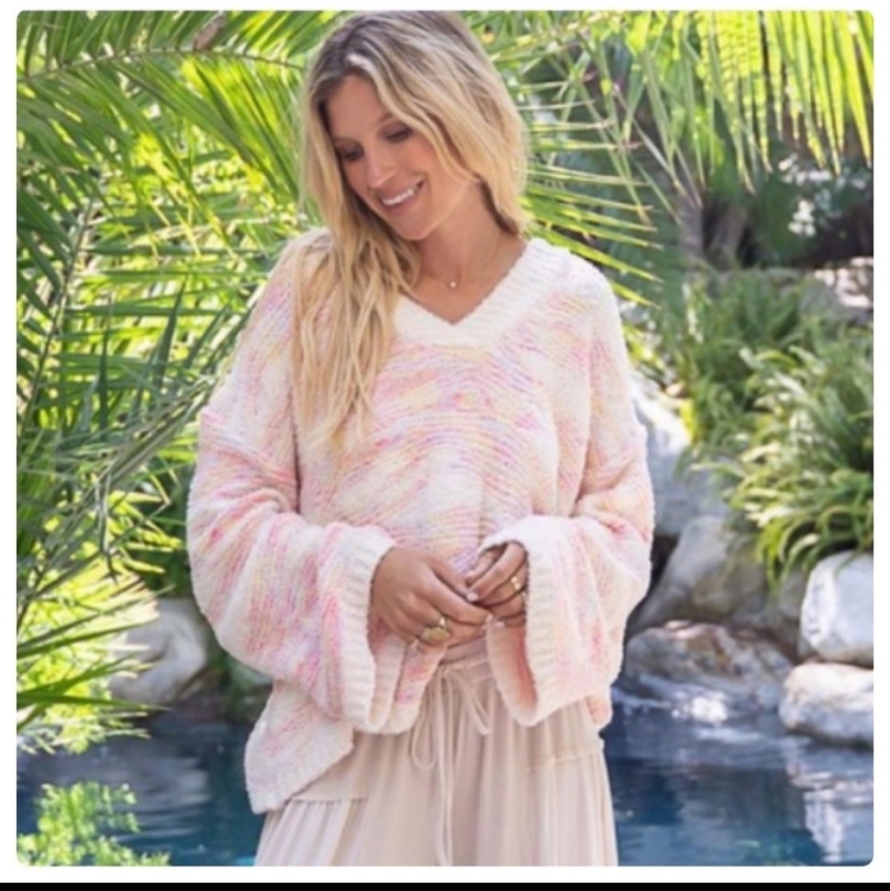 1 small left POL Sweater - Picture 2 of 12